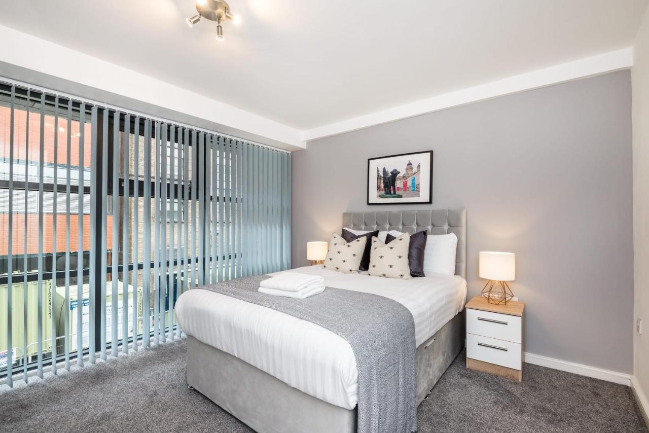 Host Apartments - Central Modern Two Bedroom Apt - Secure Parking! Liverpool Exteriör bild