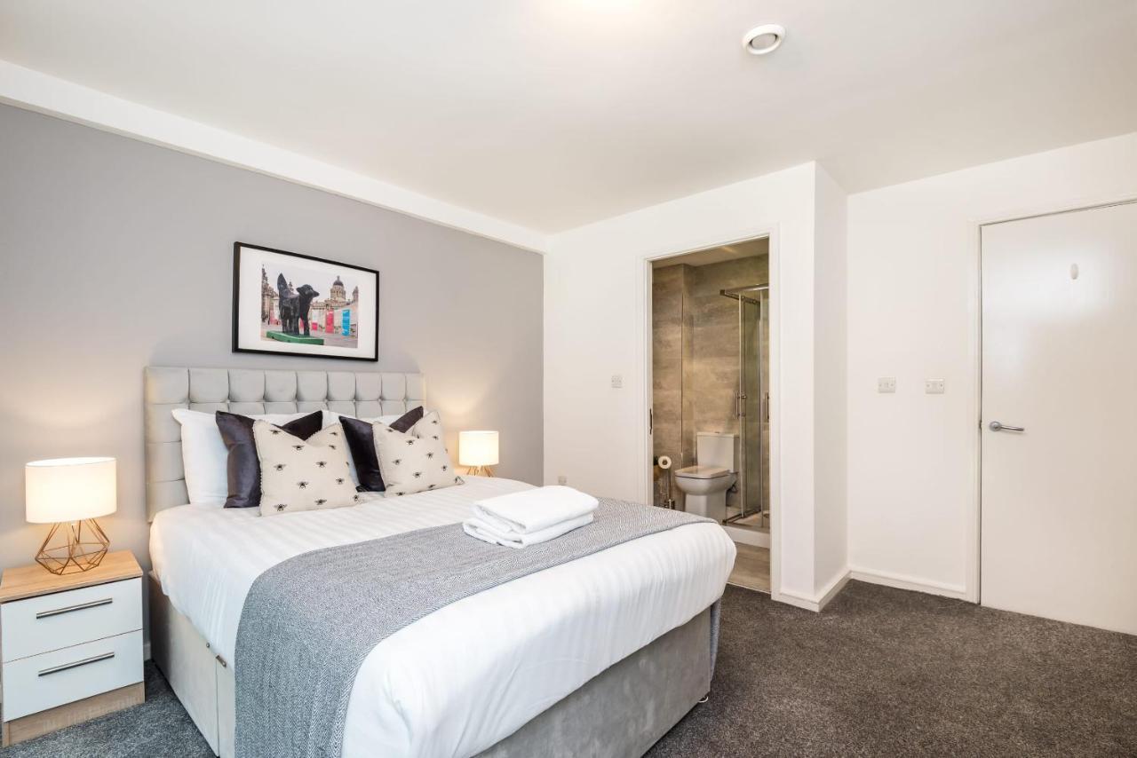 Host Apartments - Central Modern Two Bedroom Apt - Secure Parking! Liverpool Exteriör bild